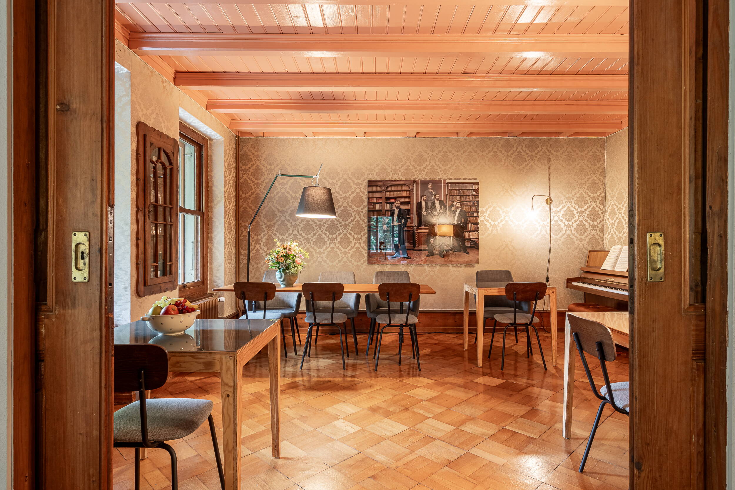 Zoom: Chalet Verve – Boutique Guesthouse Interlaken 